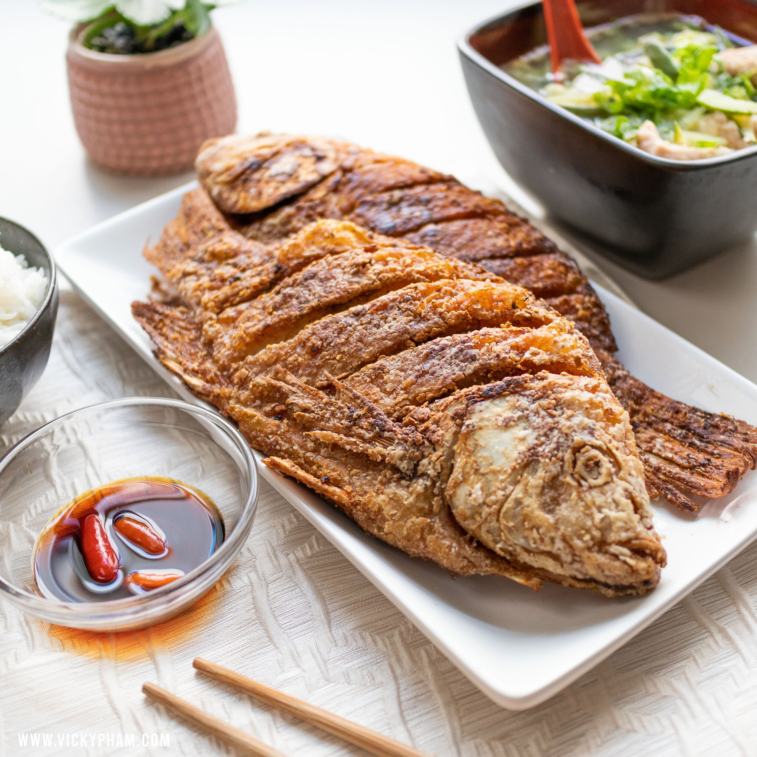 WHOLE TILAPIA FRY ( Bone-in)